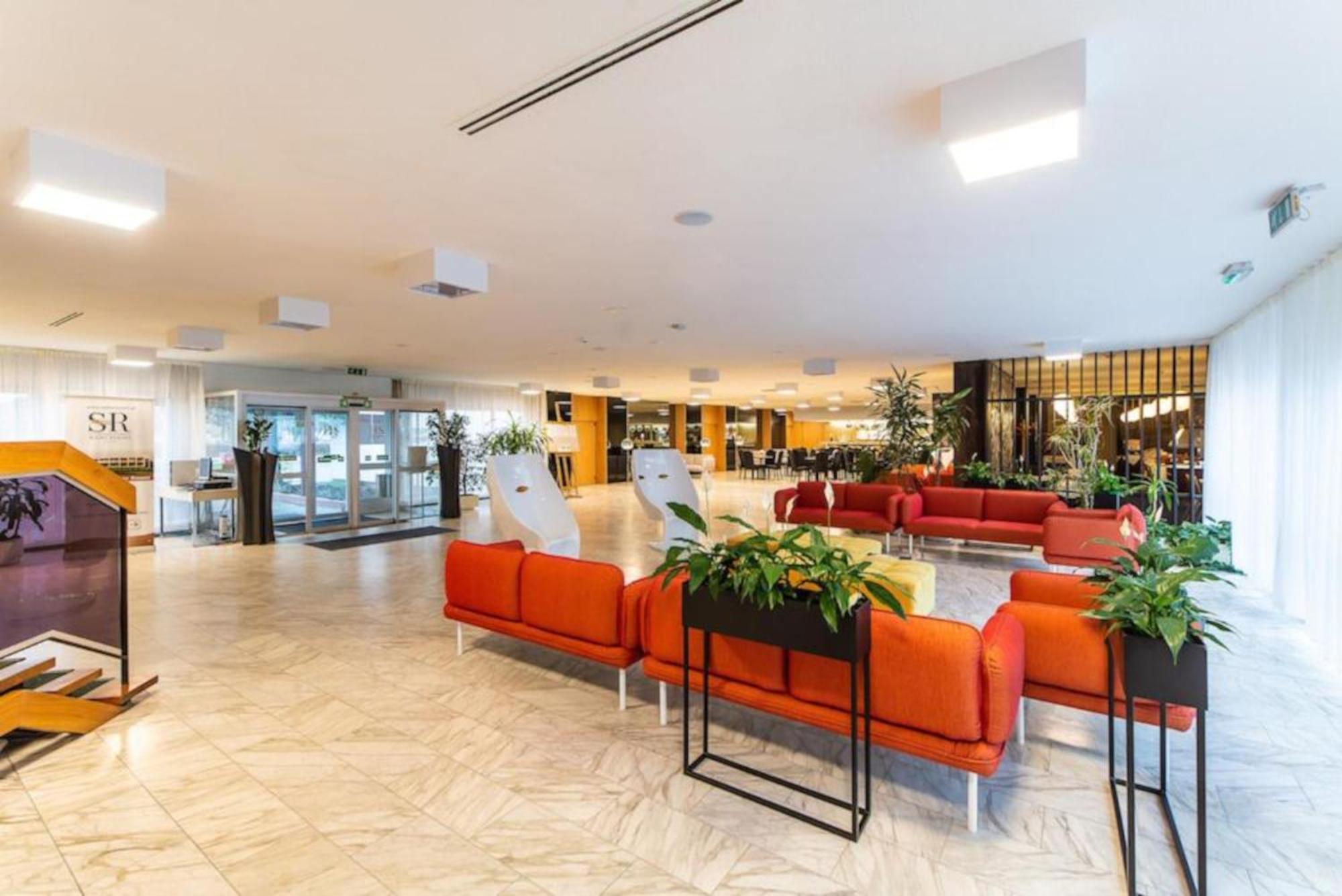 Aparthotel Royal Solny Z Aneksem, Klimatyzacja I Konsola Ps4 W Z Krytym Basenem, Sauna I